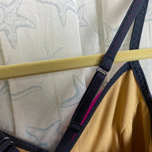 Lululemon  Pink Tank Top REHEARSAL Drawstring - Picture 6 of 8